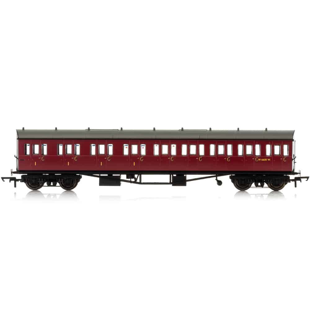 Hornby R4878A BR Collett Suburban Composite LH OO