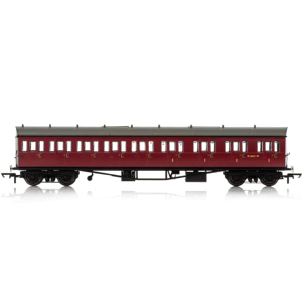 Hornby R4879 BR Collett Suburban Composite RH OO